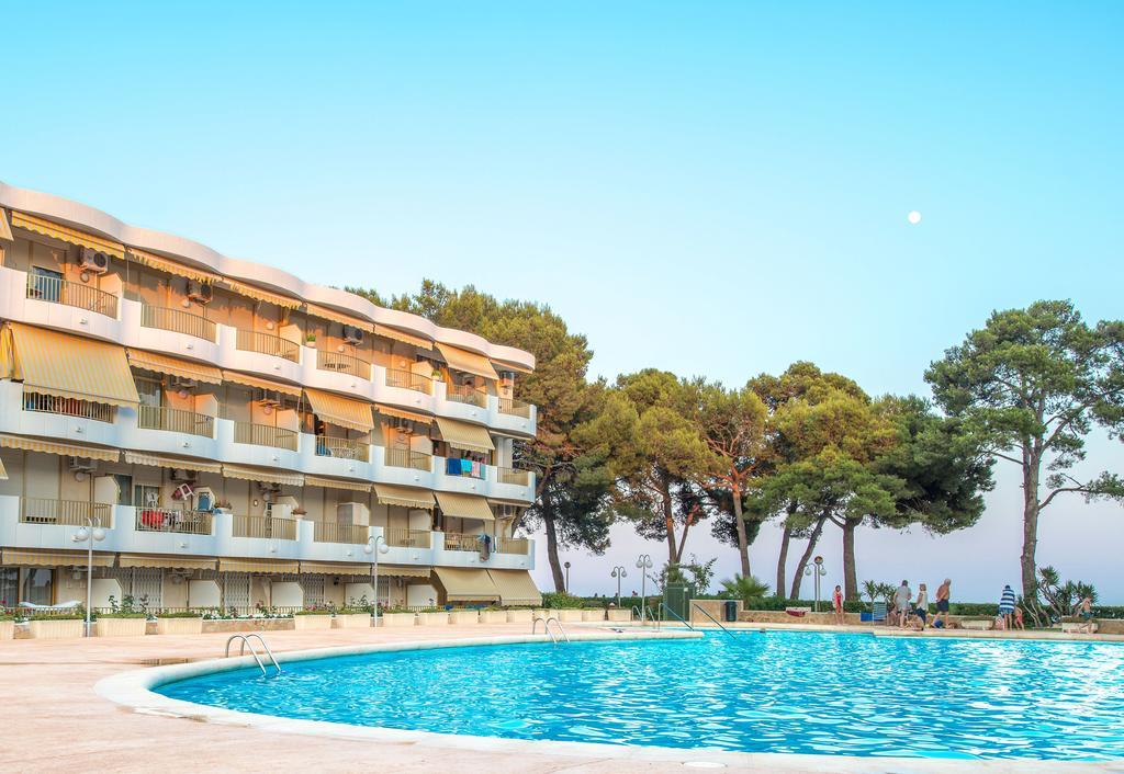 Ona Internacional Apartments カンブリルス 部屋 写真